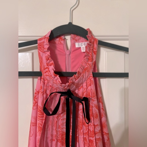 DATE NIGHT IN FRANCE FLORAL MINI DRESS - Picture 4 of 6